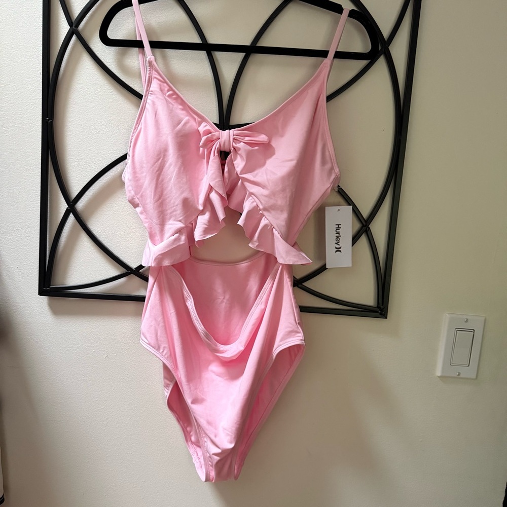 Hurley Pink ruffle Cutout swimsuit